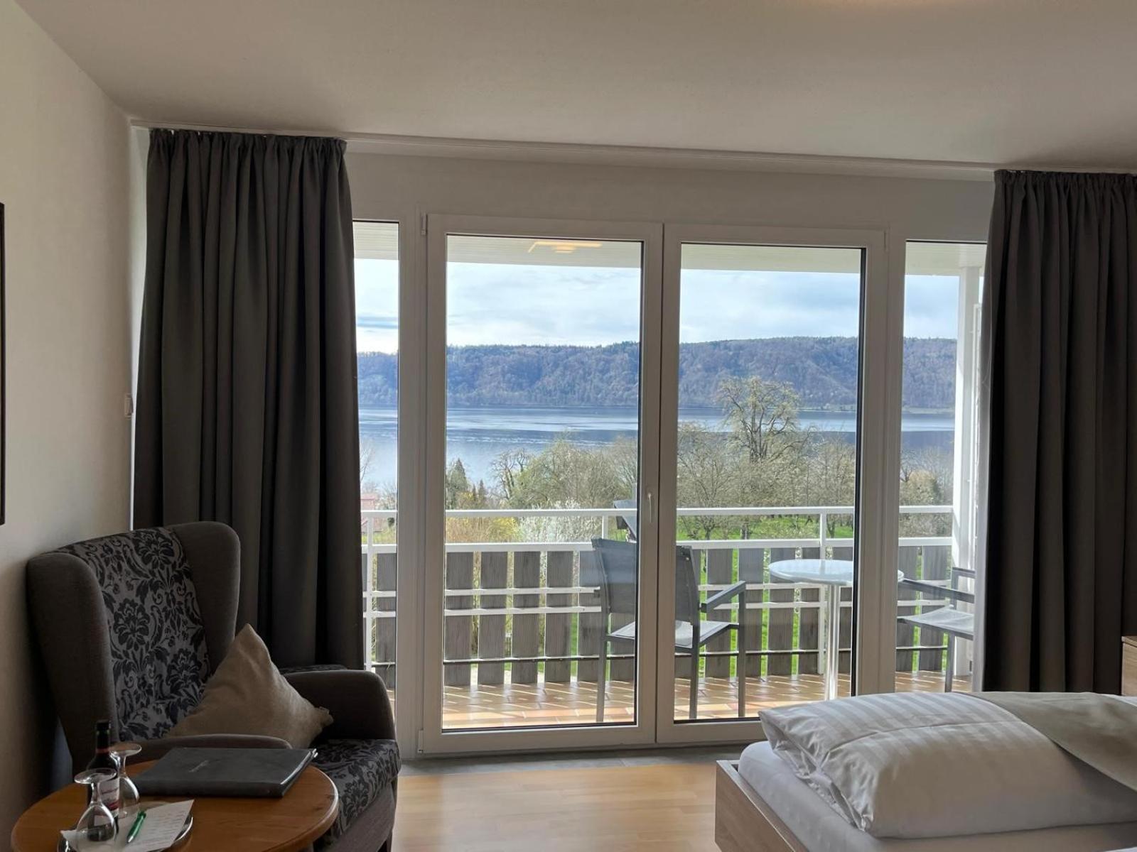 Hotel Landhaus Sternen Sipplingen Exteriör bild